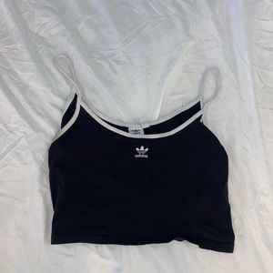 Adidas streetwear crop top